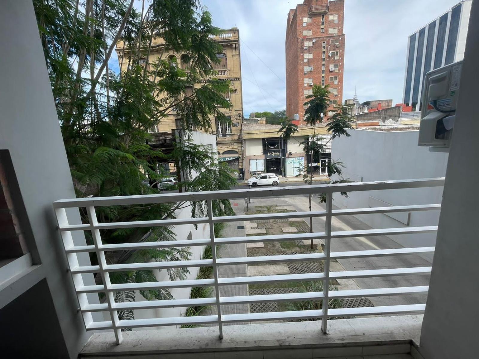 Dpto Pleno Centro Con Asador Y Cochera Apartment